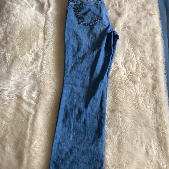 Levi’s women’s 550 classic relaxed bootcut jeans - Picture 3 of 13